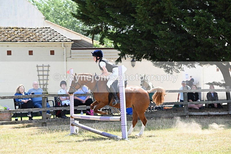 WJ6_5922 - Class 13 Novice 60cm