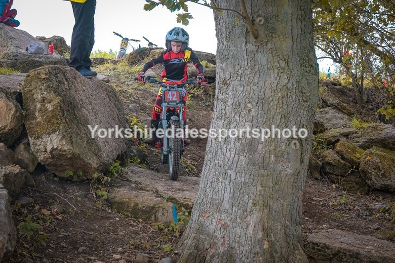 DSCF0464 - Ripon MC Trial 27/09- kids