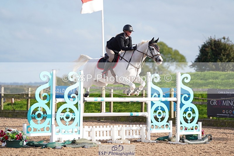 241005A-162806-05223 - SAT Cls 12 Snr Fox & 1.20m Open