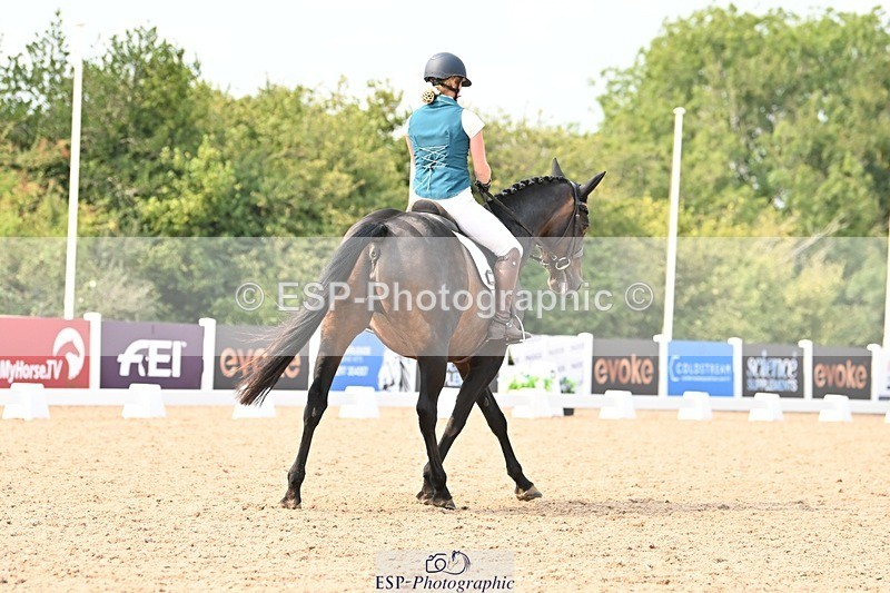 250816-152610-05863 - 036-Georgina.YoungMinuet1v