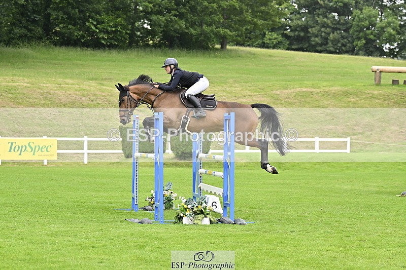 250613A-123351-01825 - Cls 3 Snr Foxhunter