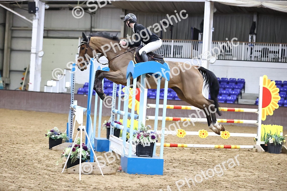 SBM_005355 - Class 17 - Senior Newcomers 1.10m