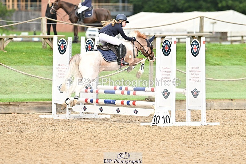 230930-094603-00107 - Cls 1 Pony Intro 70cm