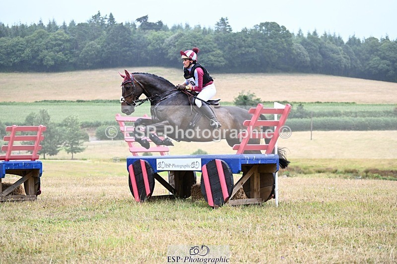 250803A-130302-13381 - M-570-Lizette.Jackman-MURPHYS.GAUNTLET