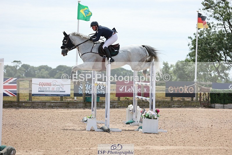 250719-144221-16232 - Cls 3, 3 Star Small Tour Break til End