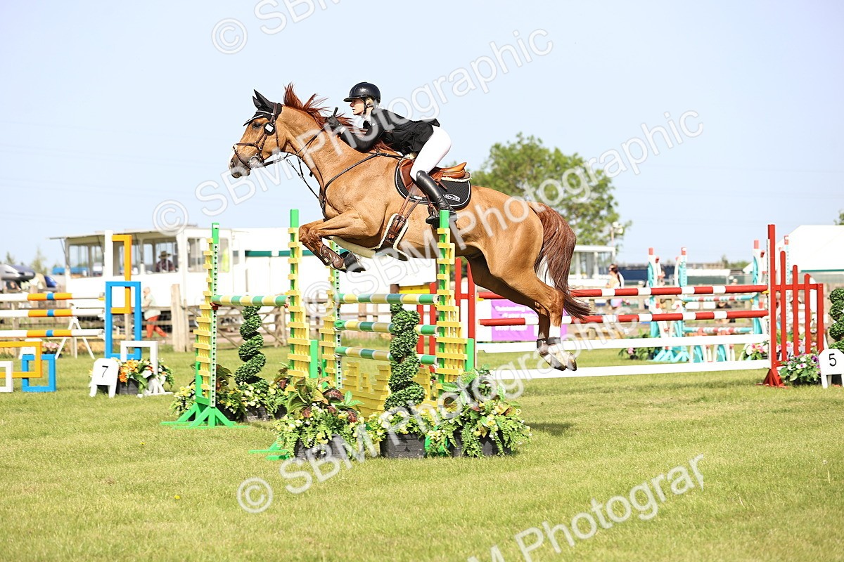 SBM_01499 - Class 200 - Martin Grant Homes Welcome Stakes 1.25m Open