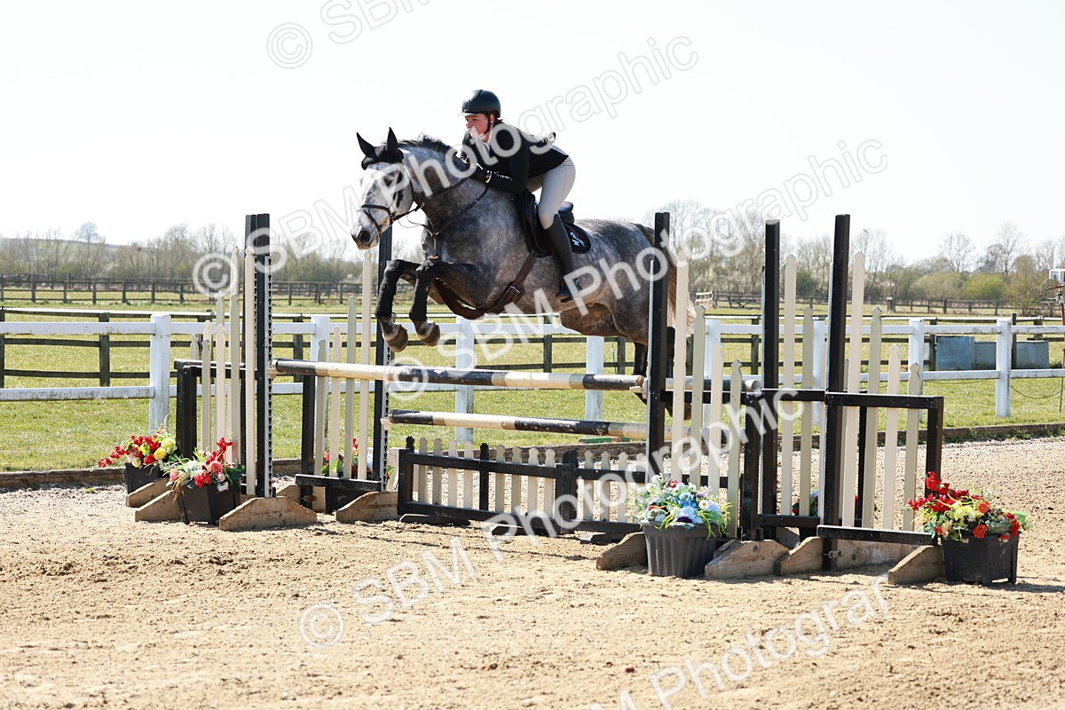 SBM_004545 - Class 17 - Senior Newcomers - 1.10m