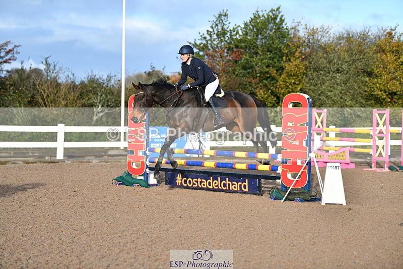 231110A-095950-00003 - Cls 1 Clear Round