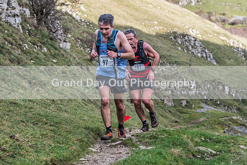 Litton-329 - Litton Christmas Cracker Fell Race (Limestone Series) Sunday 14th December 2025