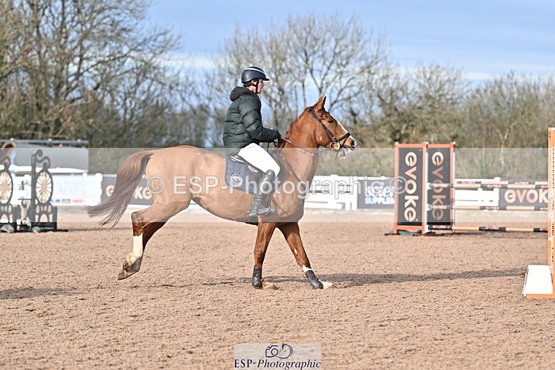 251126-121334-00408 - Cls 4 Newcomers and 1.10m