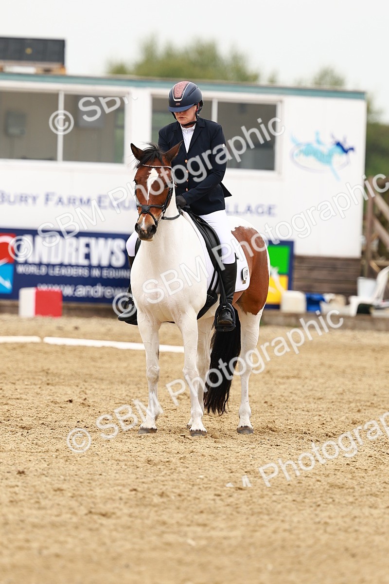 SBM_001090 - Class 6 - Novice 4