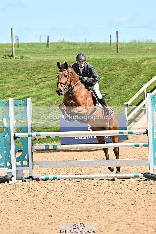 250416-134315-01213 - Cls 4 Newcomers and 1.10m