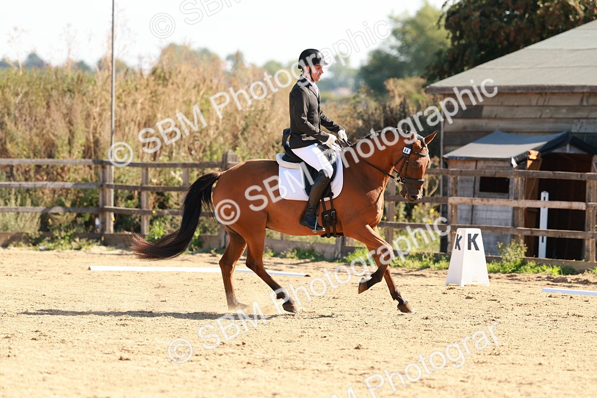 SBM_009911 - Class 6 - Novice 1