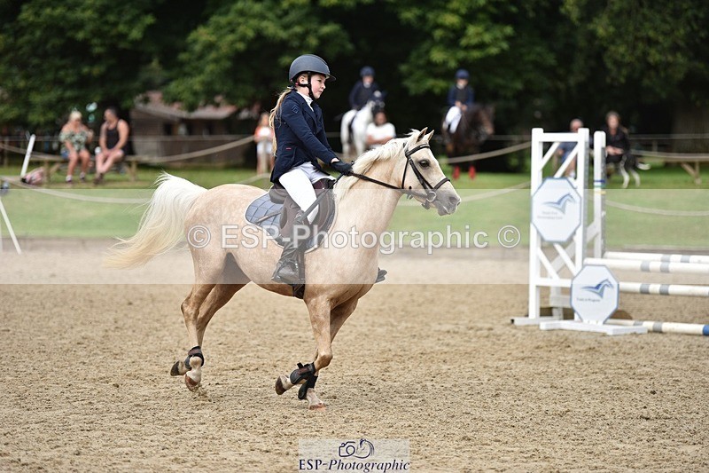 240802-101230-00738 - 70cm Round 1