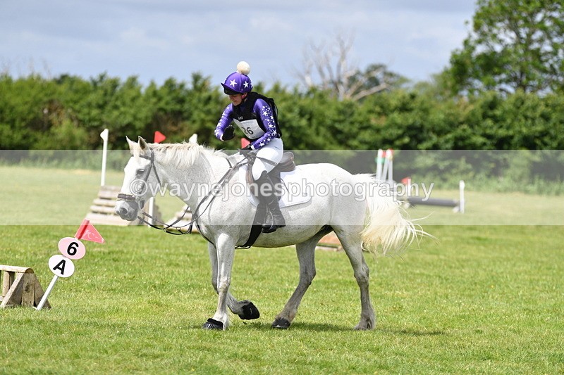 WJ5_3072 - Class 4 60cm