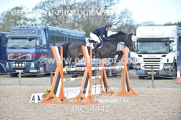 JAC_4442 - CLASS 10 SAT Senior Foxhunter/ 1.20m Open