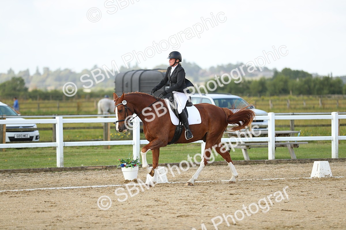 SBM_015606 - Class 13 - Novice 23 - 9.54-11.04