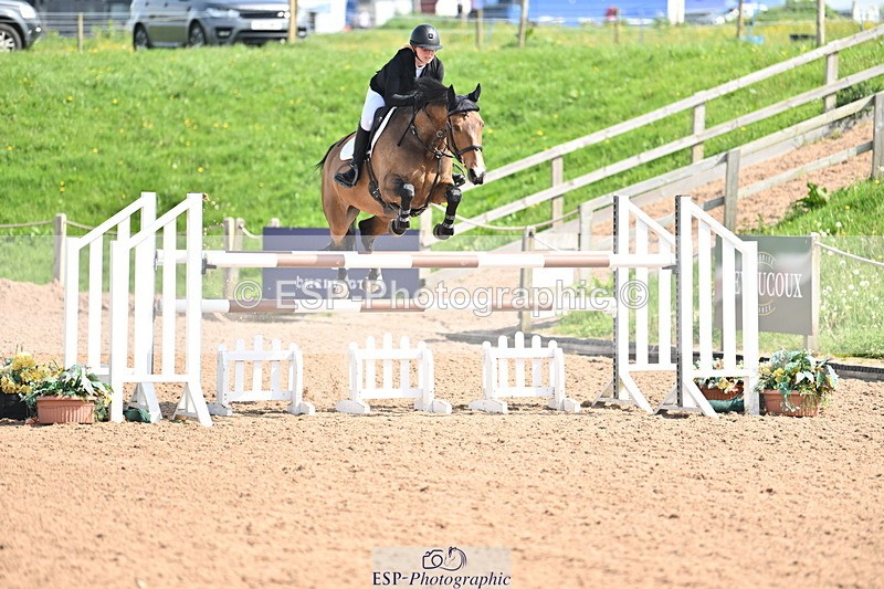 240510A-102842-05008 - Cls 21 Snr 1.20m Open