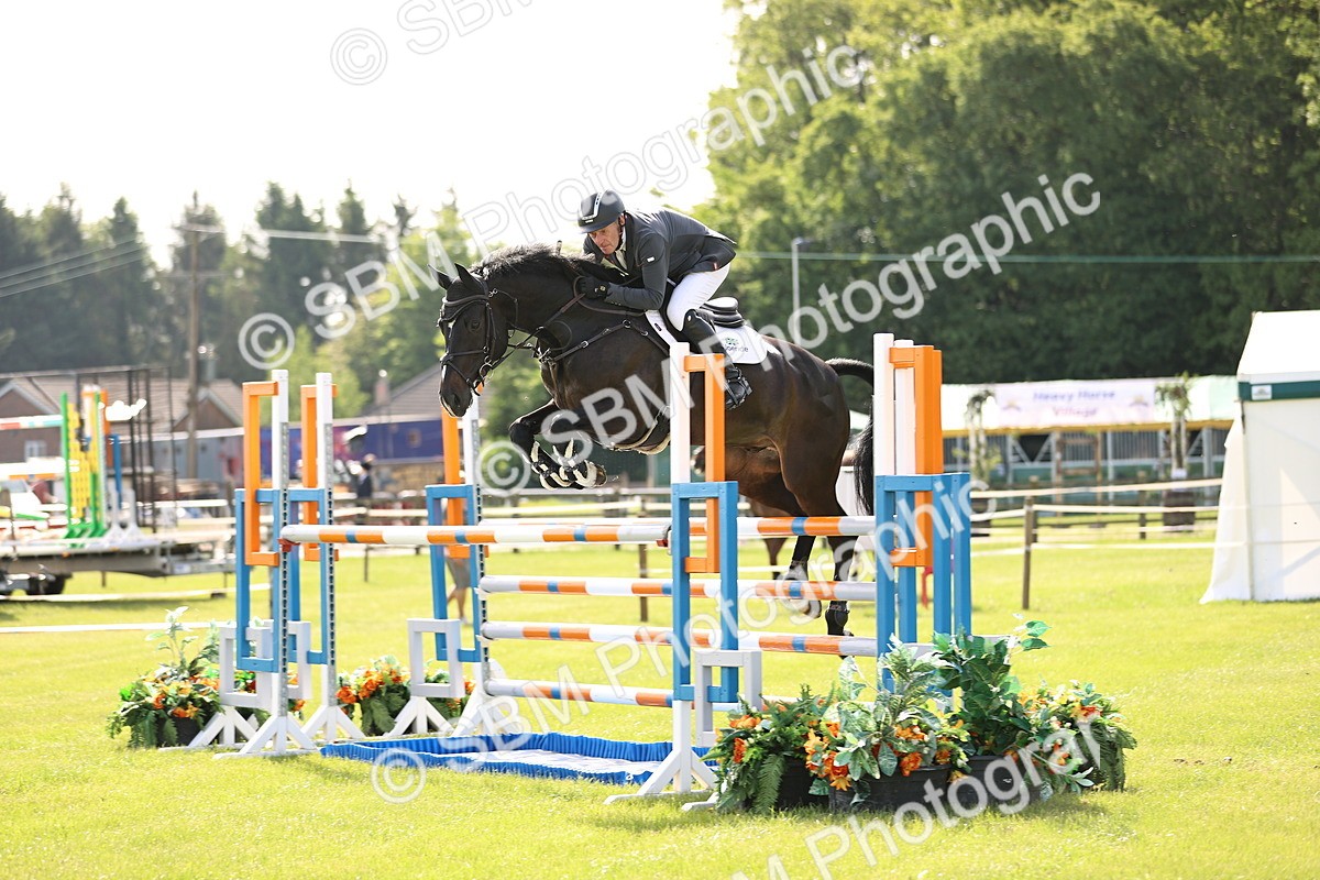 SBM_01453 - Class 200 - Martin Grant Homes Welcome Stakes 1.25m Open