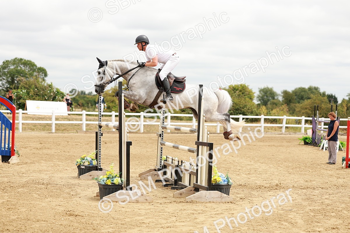 SBM_017556 - Class 21 - Senior Newcomers Championship 2d Rd