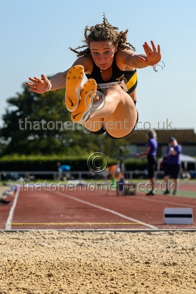 Age25SAT-917466 - Field Female Set Two