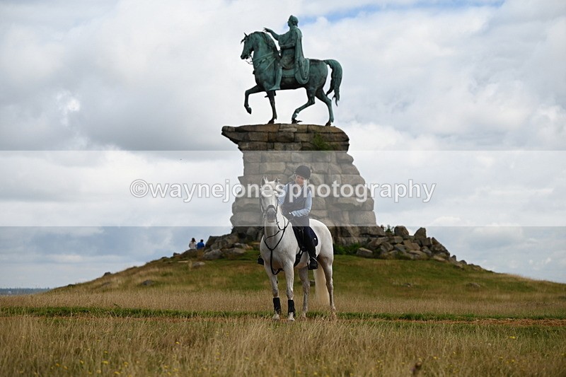 DSC_4133 - Time at Statue 09:50 to 11:09