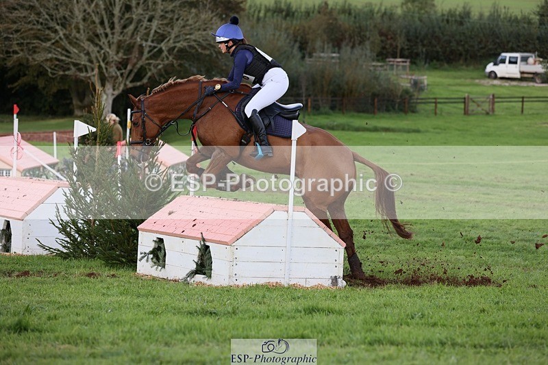 231021-145101-20018 - 476-MONARTS.MASTERCLASS-Laura.Bostock-SC+XC