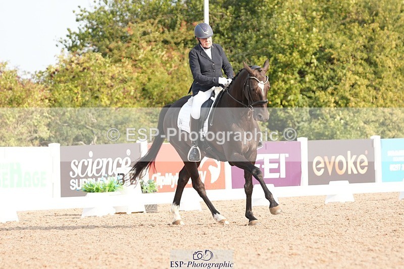 250817-084958-07345 - 164-Carole.MalyonDiamonds.Are.Forever