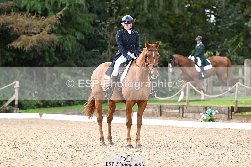 251023A-112706-01739 - B-137-Josie.Reid