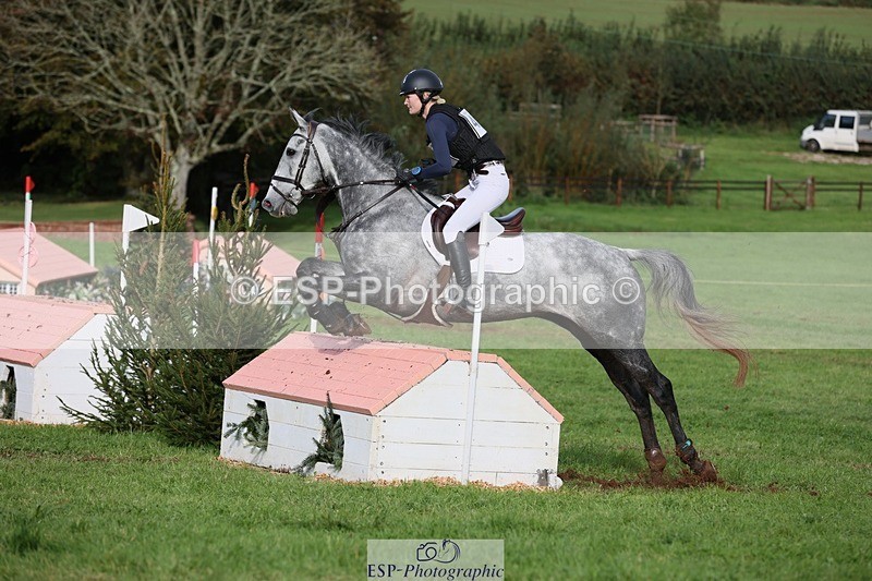231021-141012-19882 - 451-THE.GREY.DANCER-Alice.Sandiford-SC+XC