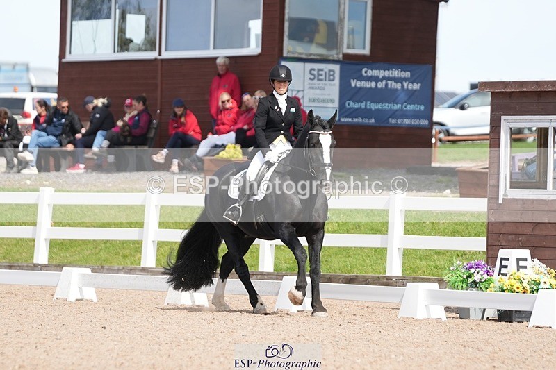 250906-140453-03862 - 021-Francesca.TurnerAlbie