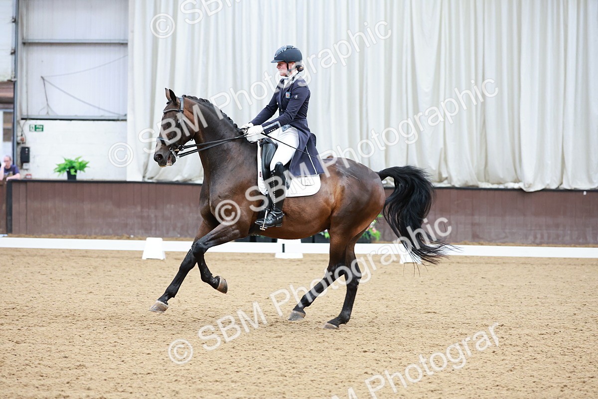 SBM_015812 - Class 5 - FEI INT II - 15.48-17.00