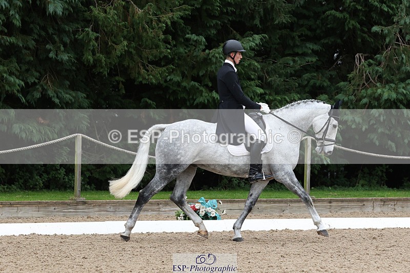 241024-155507-04945 - 236-Musa.Hussain-LIQUID.LUCK