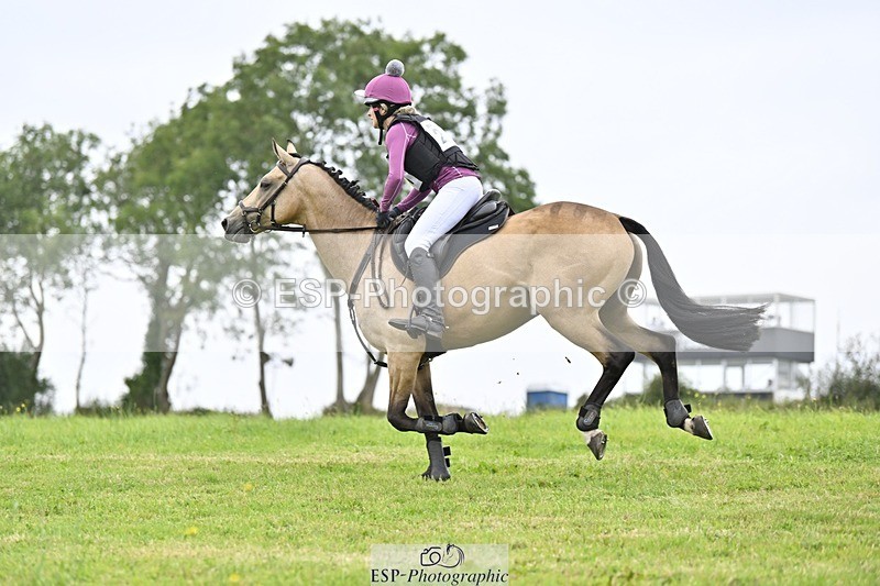 240831A-152148-04494 - 211-Fiona.Lewis-BALLYANNY.BUTTONS