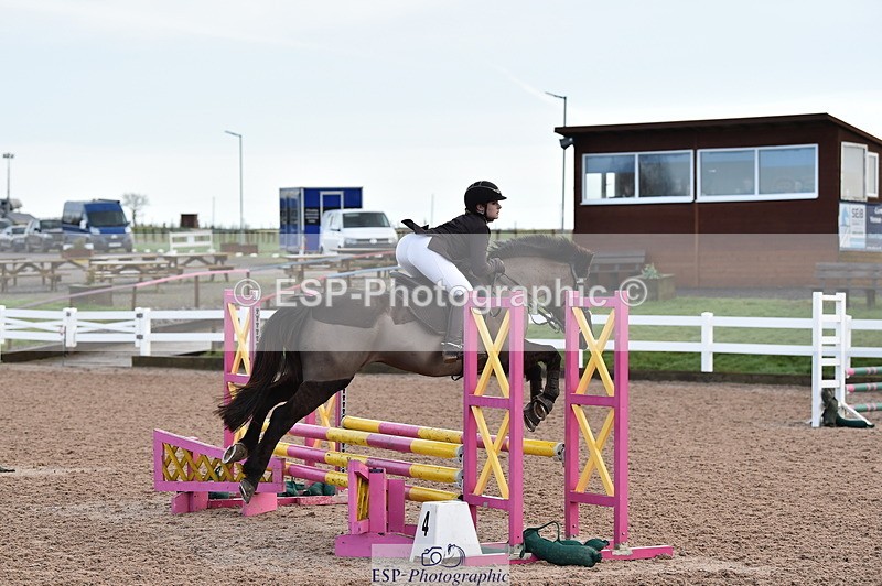 240210A-092434-00285 - Cls 1 Pony Intro 70cm