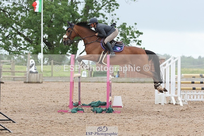 250524-095730-04006 - Cls 13  A&B 1.05m & 1.10m open