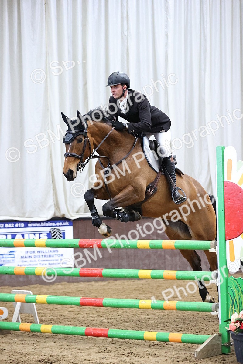 SBM_006071 - Class 16 - Senior Newcomers - 1.10m Open