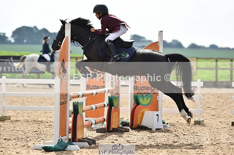 230902A-124238-01181 - Cls 3A Pony Medium 80cm