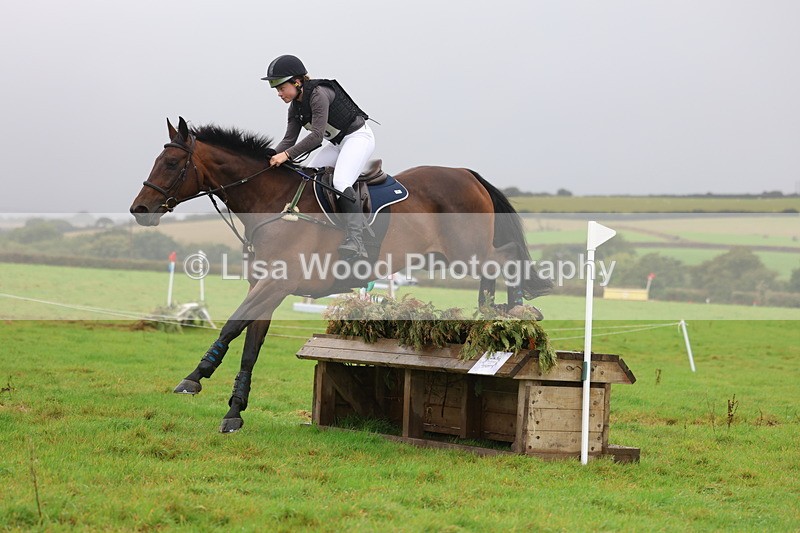 3E7A1782 - Class 4: 80cm: Box