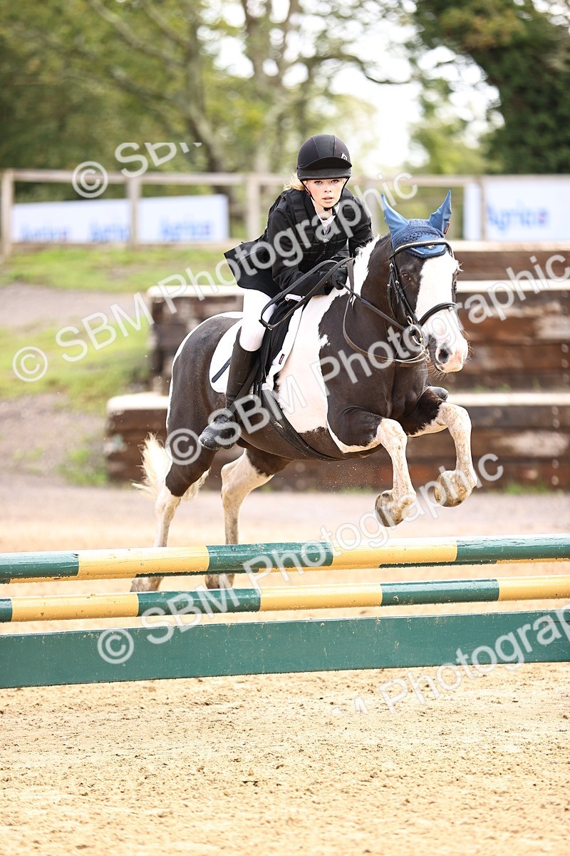 SBM_44842 - J9 - Junior Pony 70cm Championship