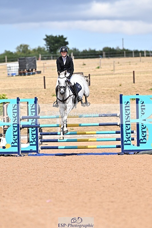 260819-144231-01202 - Cls 6 Foxhunter and 1.20m