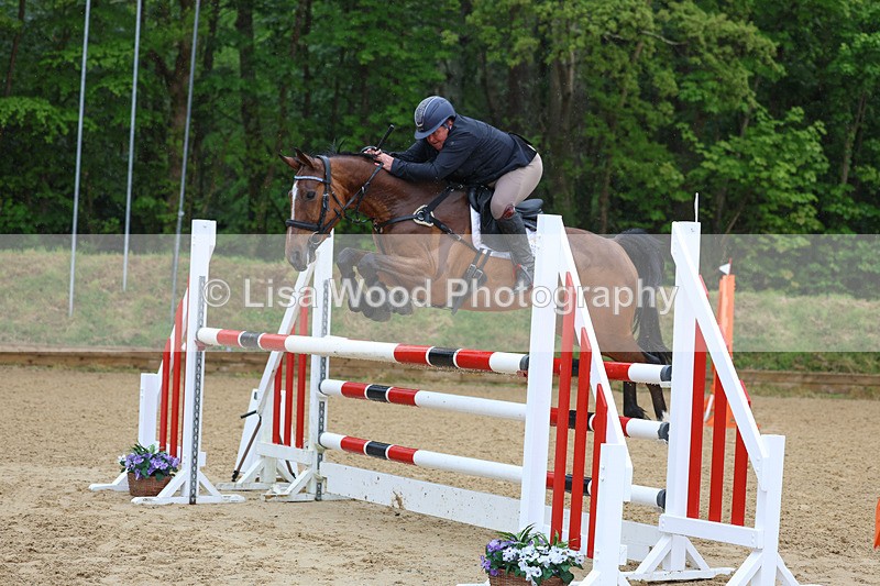 3E7A7176 - Class 7: Senior Newcomers/1.10m open
