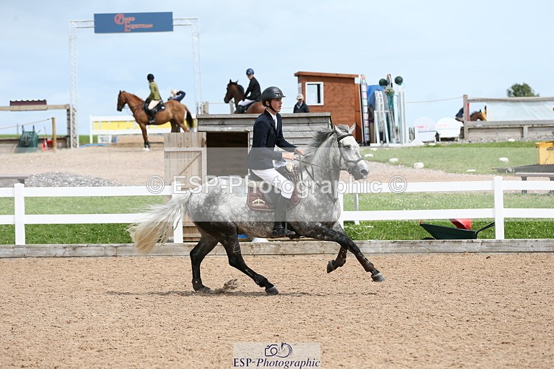 230716A-150417-04175 - Class 25a Pony Fox & 1.10 Open