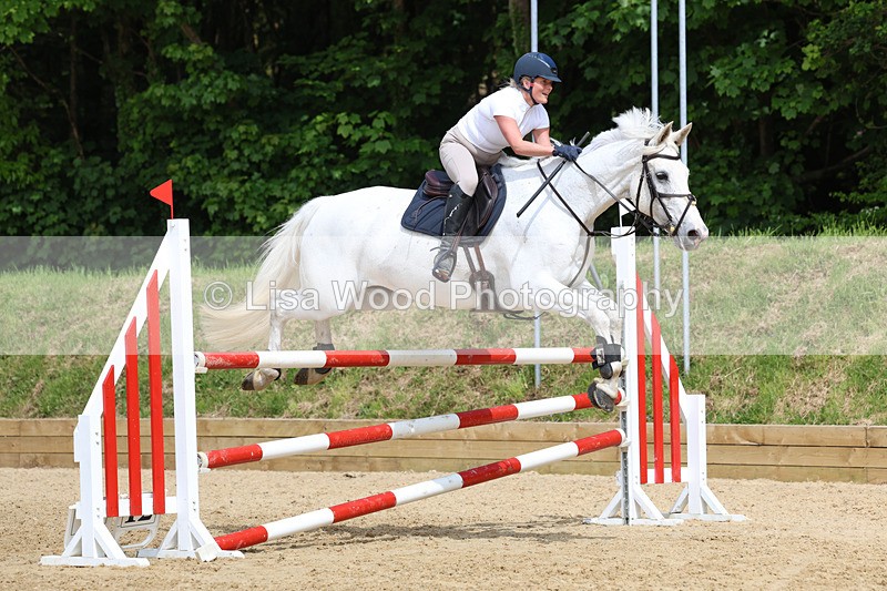 3E7A1034 - Class 13: Senior Newcomers/1.10m open