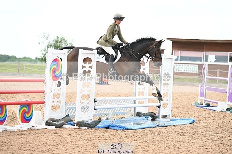 250611-140433-00773 - Cls 6 Snr Foxhunter & 1.20m Open