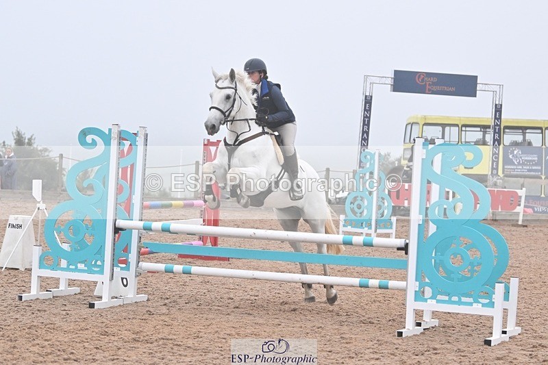 240813-192613-00923 - Classes 7 A&B 90cm