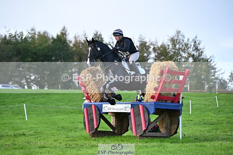 251025A-090247-16044 - E-381-Charlotte.Rowe