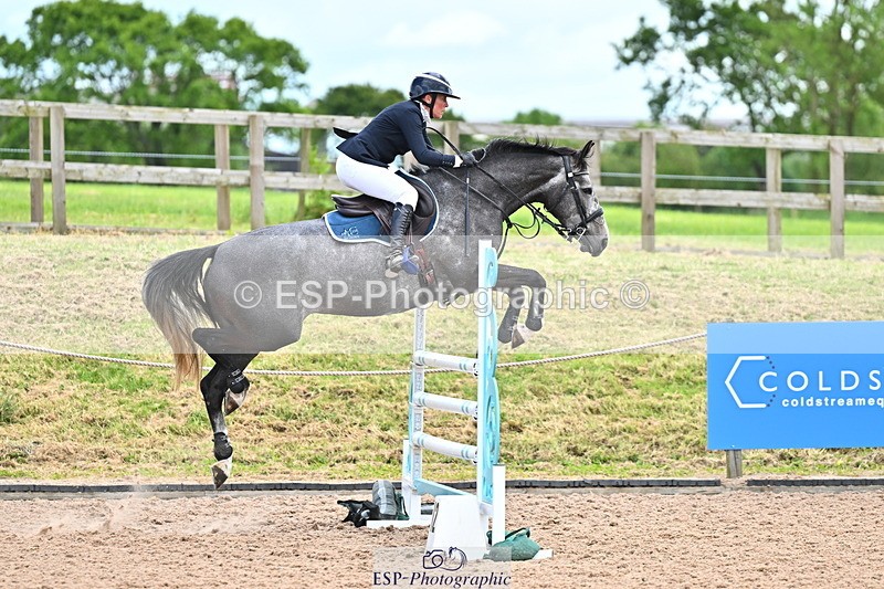 240608A-123832-02335 - Cls 4 Snr Newcomers and 1.10m Open