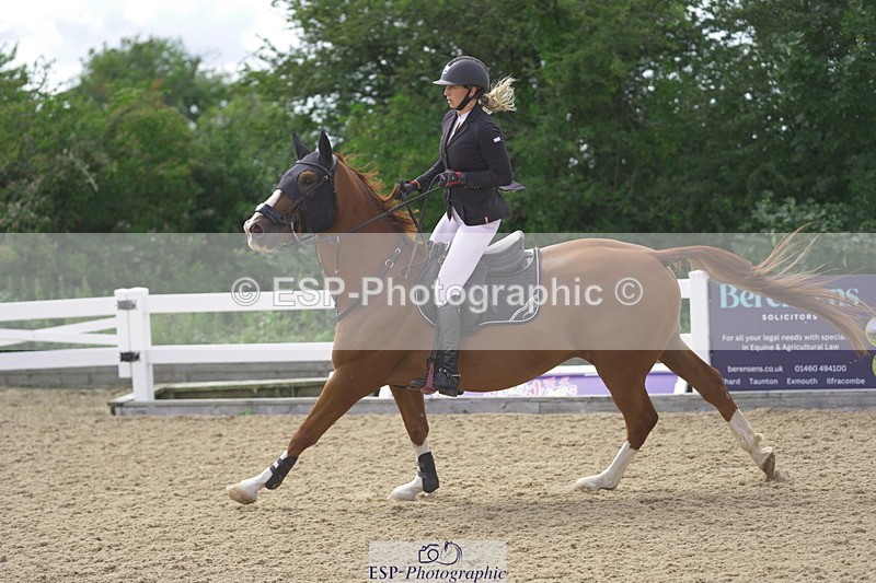 230729A-144104-06638 - Cls 24 1.05m Amateur Quali