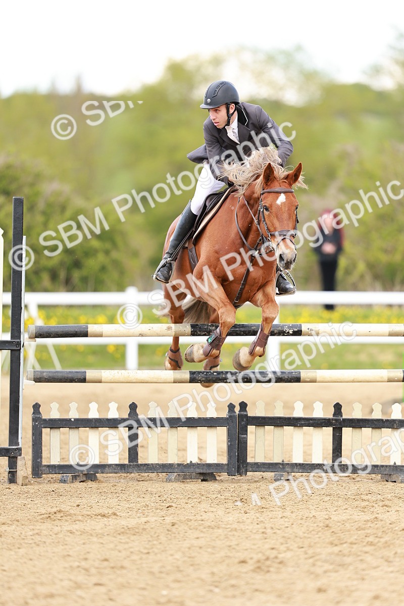 SBM_001984 - Class 4 - Senior Newcomers - 1.10m